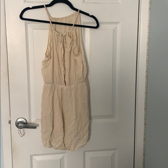 Nude romper - Picture 2 of 3